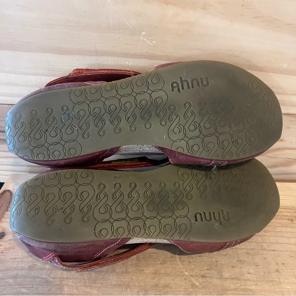 Ahnu Karma Latitude Red Leather Ballet Flats size 9 - Picture 11 of 12